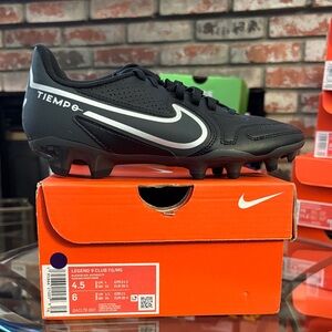 Nike Tiempo Legend 9 Soccer Cleats DA1176-007 Women’s Sizes READ DESCRIPTION